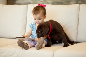 I bambini che crescono con i cani sono più responsabili