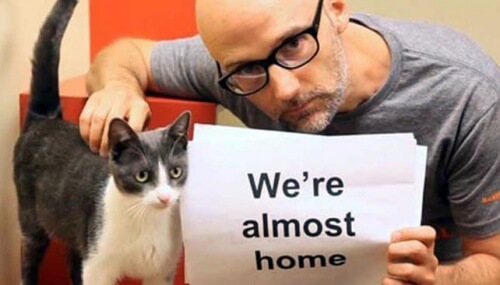 Il musicista Moby donerà una parte del suo reddito agli enti per la protezione degli animali
