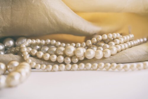 delle collane di perle