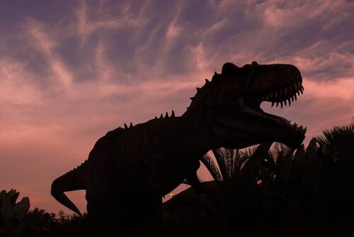 Tirannosauro rex con la bocca aperta